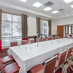 Doubletree By Hilton Raleigh-Cary 