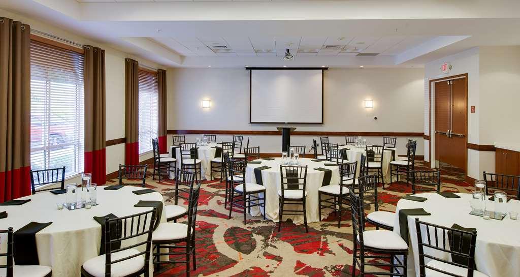 Doubletree By Hilton Raleigh-cary 4*