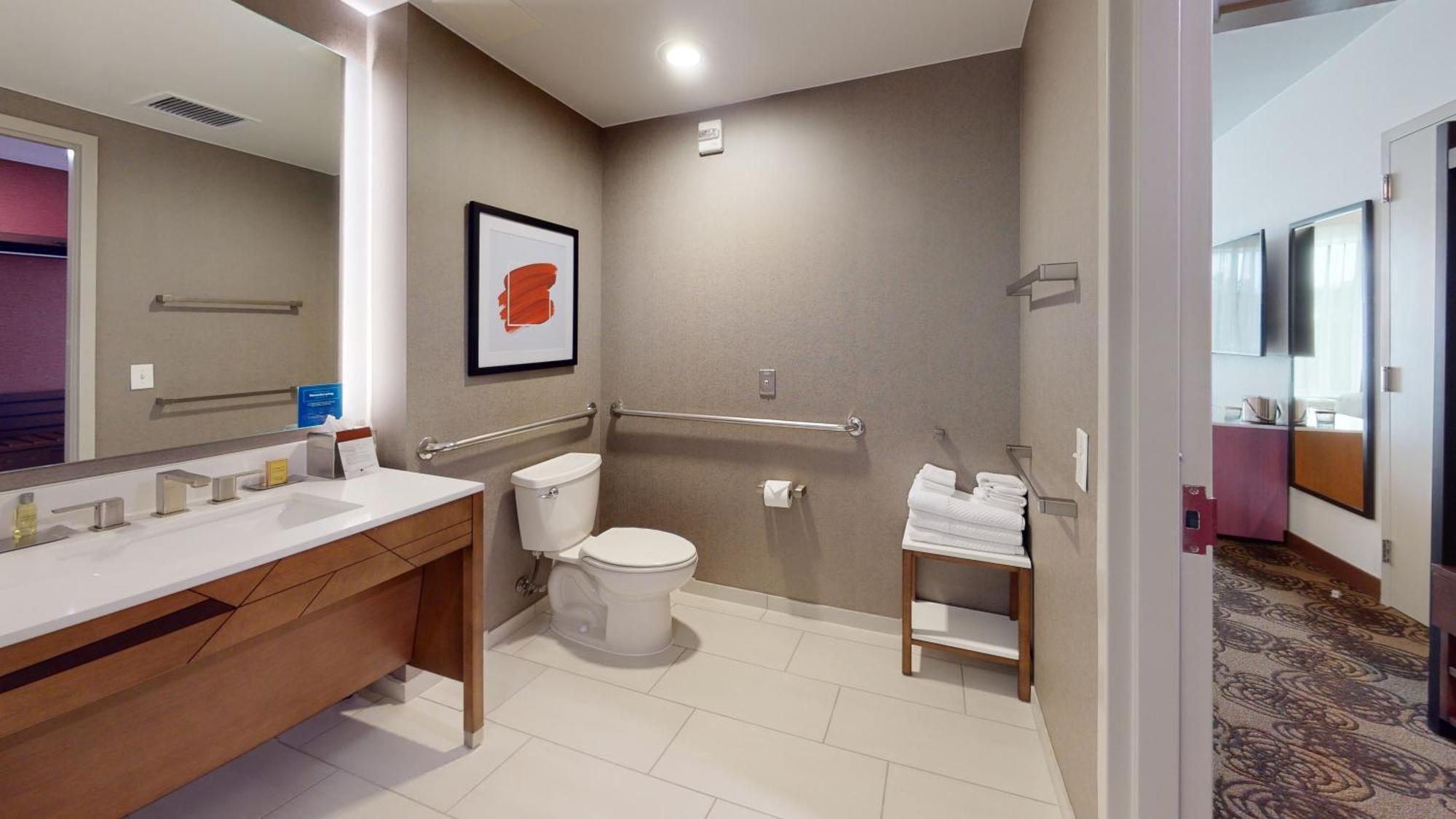 Doubletree By Hilton Raleigh-cary Hotel