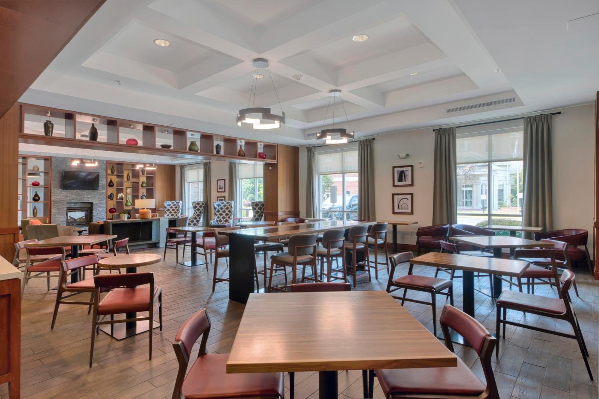 Doubletree By Hilton Raleigh-cary Hotel