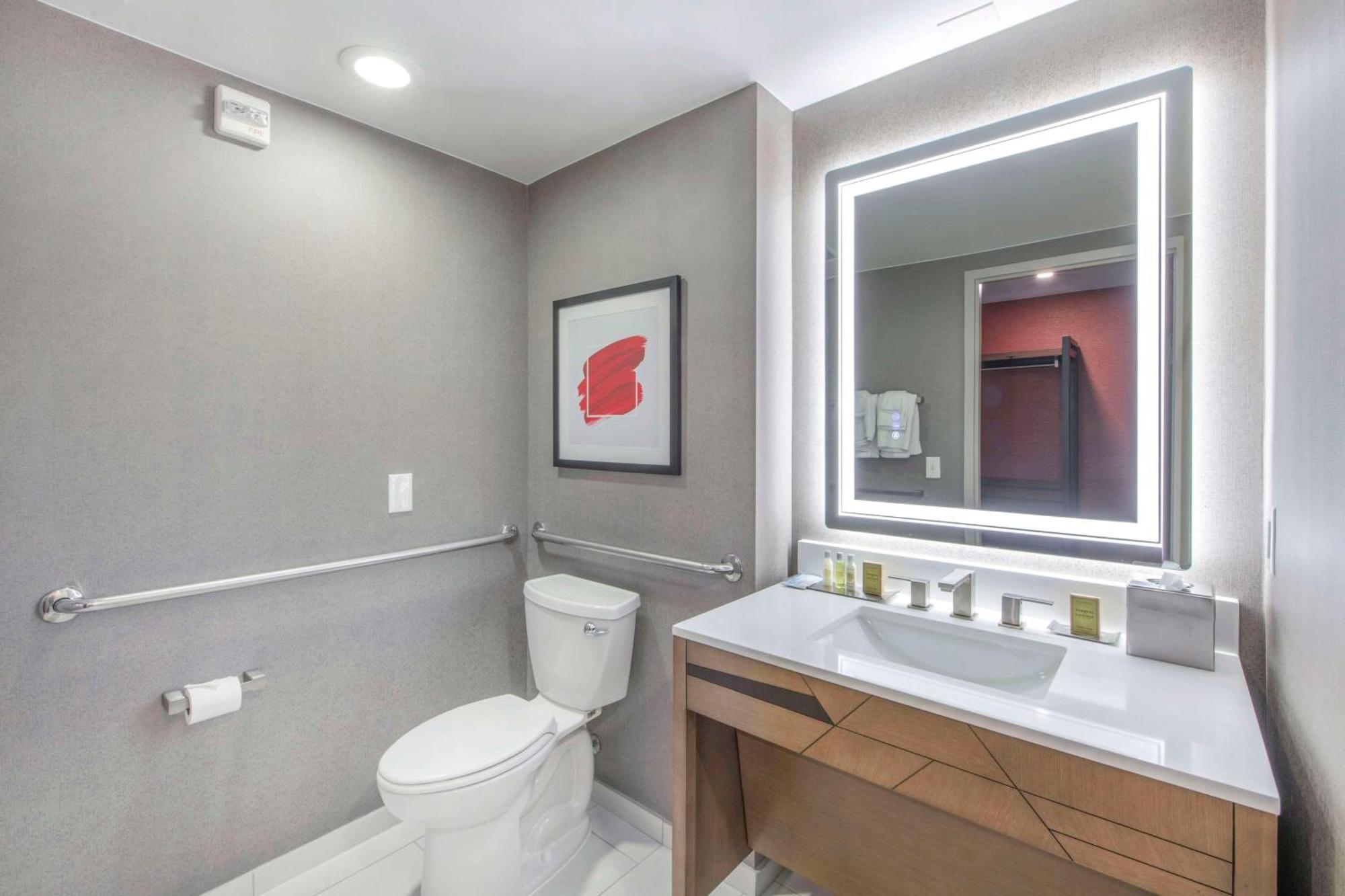Hotel Doubletree By Hilton Raleigh-cary Cary
